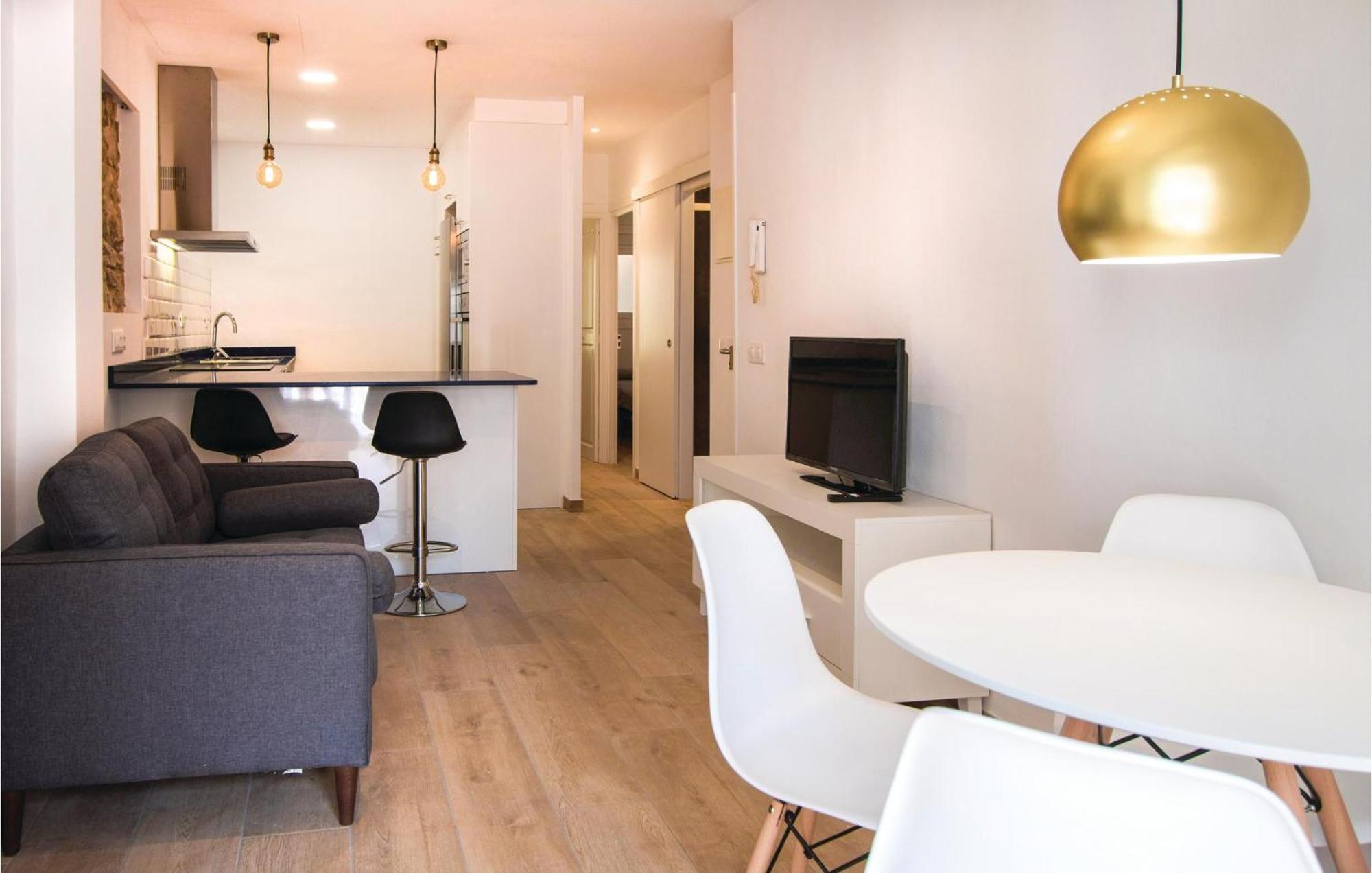 Amazing Apartment In Blanes With Kitchen Bagian luar foto