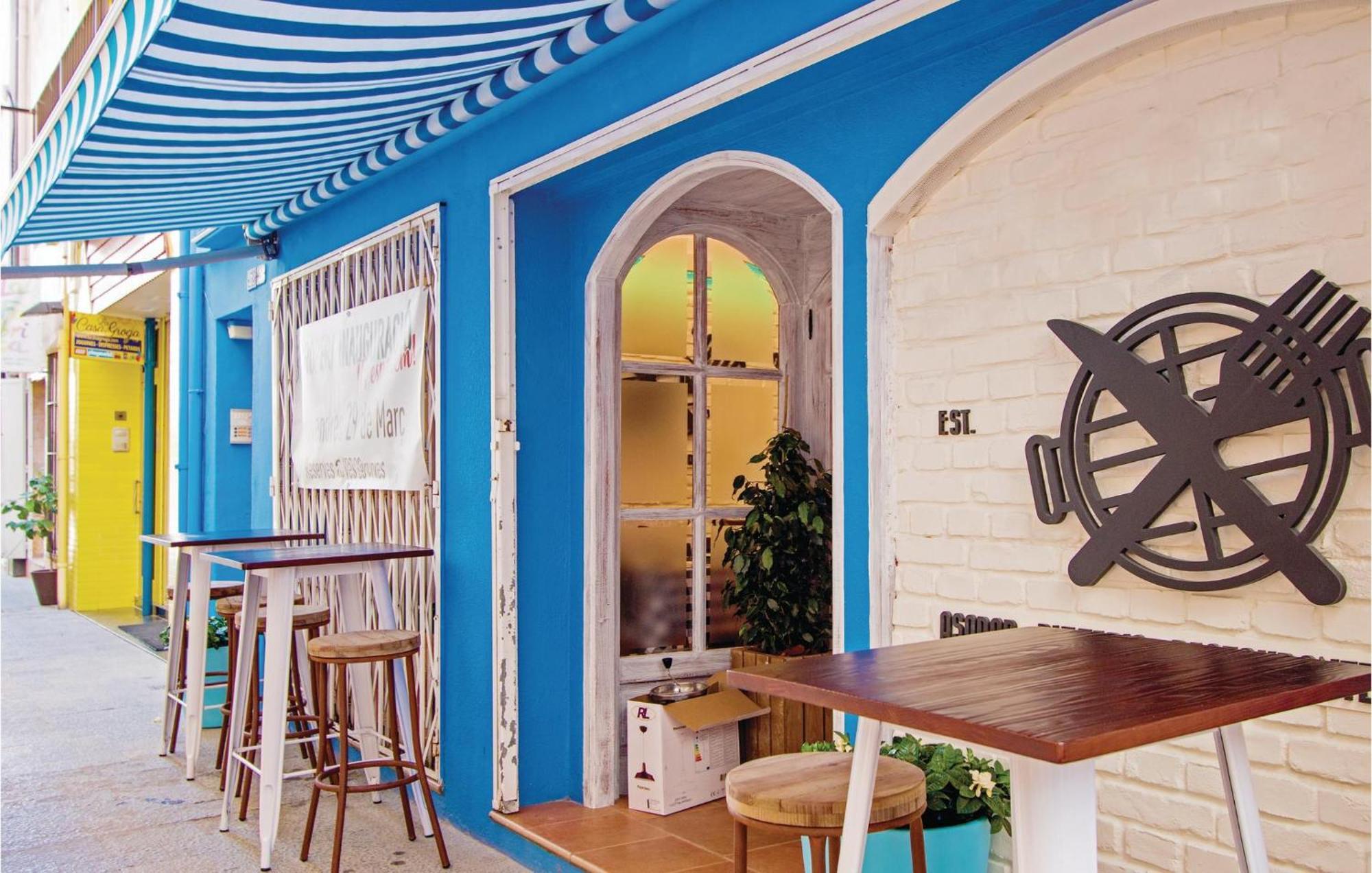 Amazing Apartment In Blanes With Kitchen Bagian luar foto